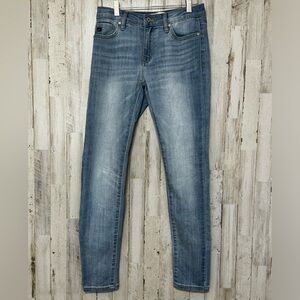 KanCan Skinny 7/27‎